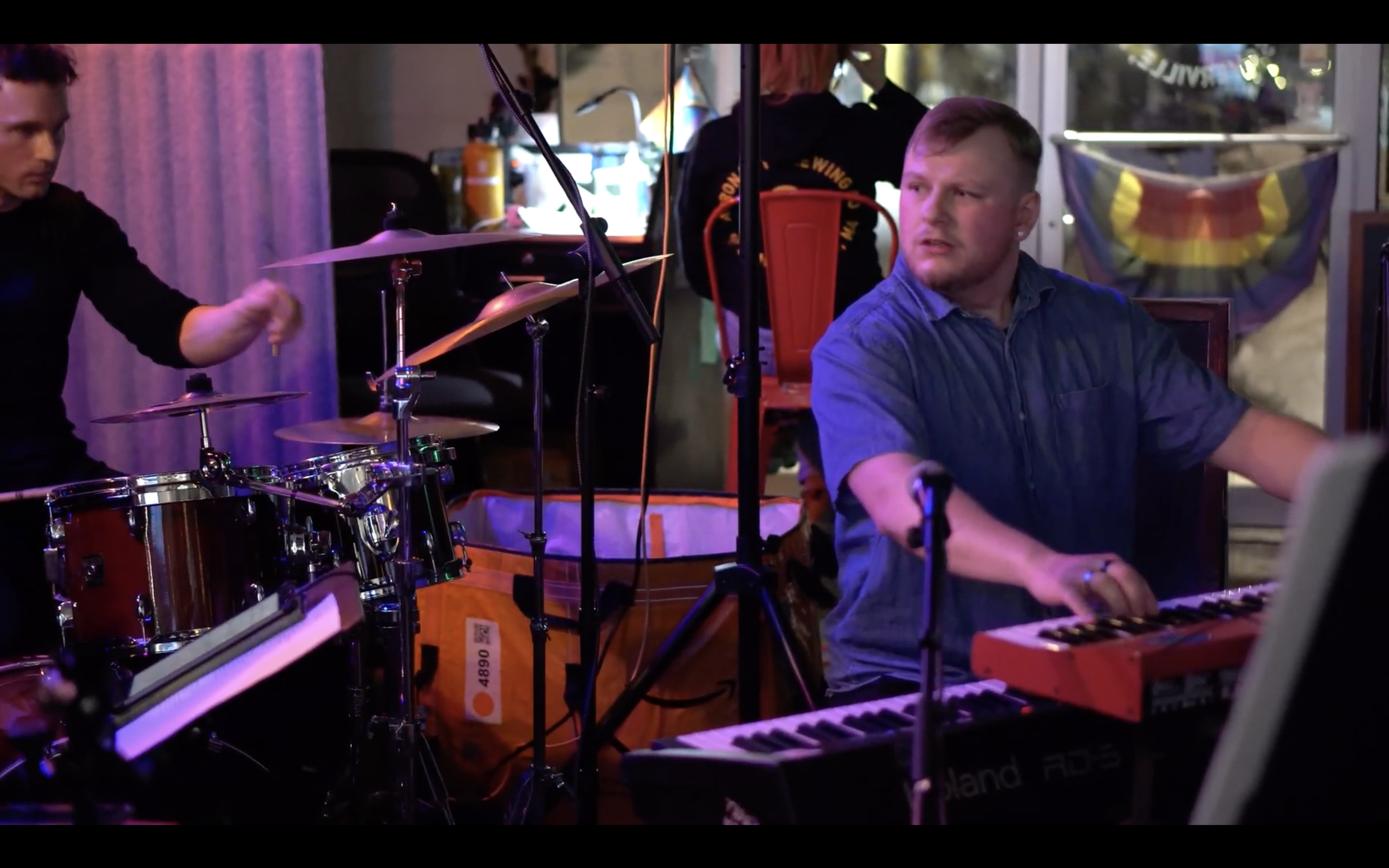 Longneck live — Coleman, Erik, and Filippo