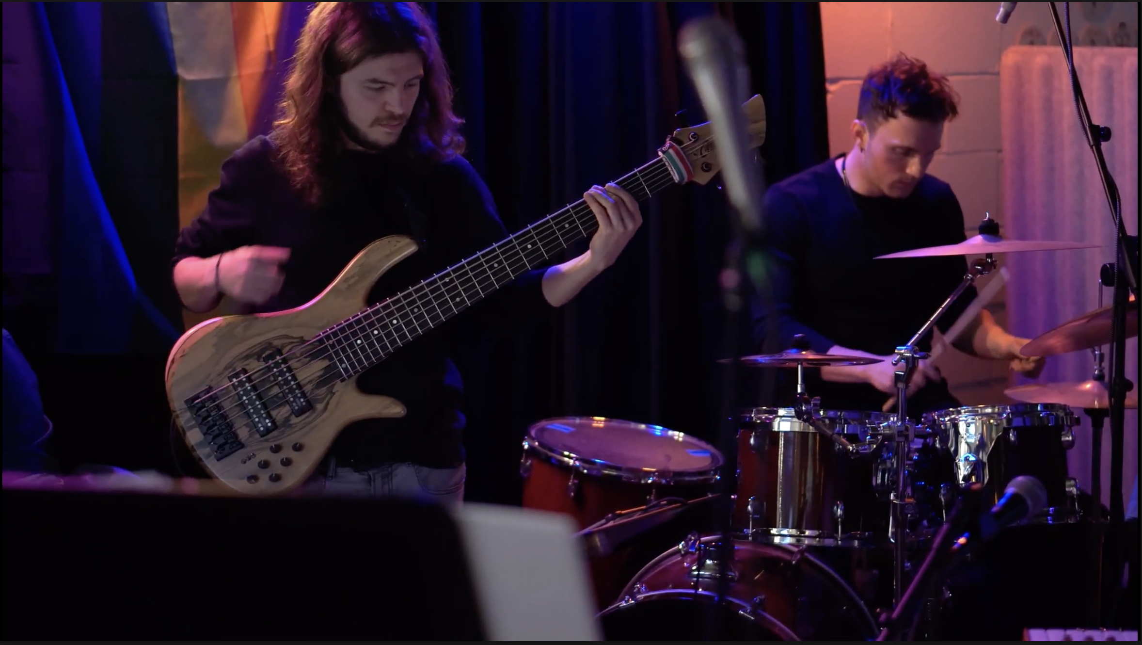 Longneck live — Filippo and Erik